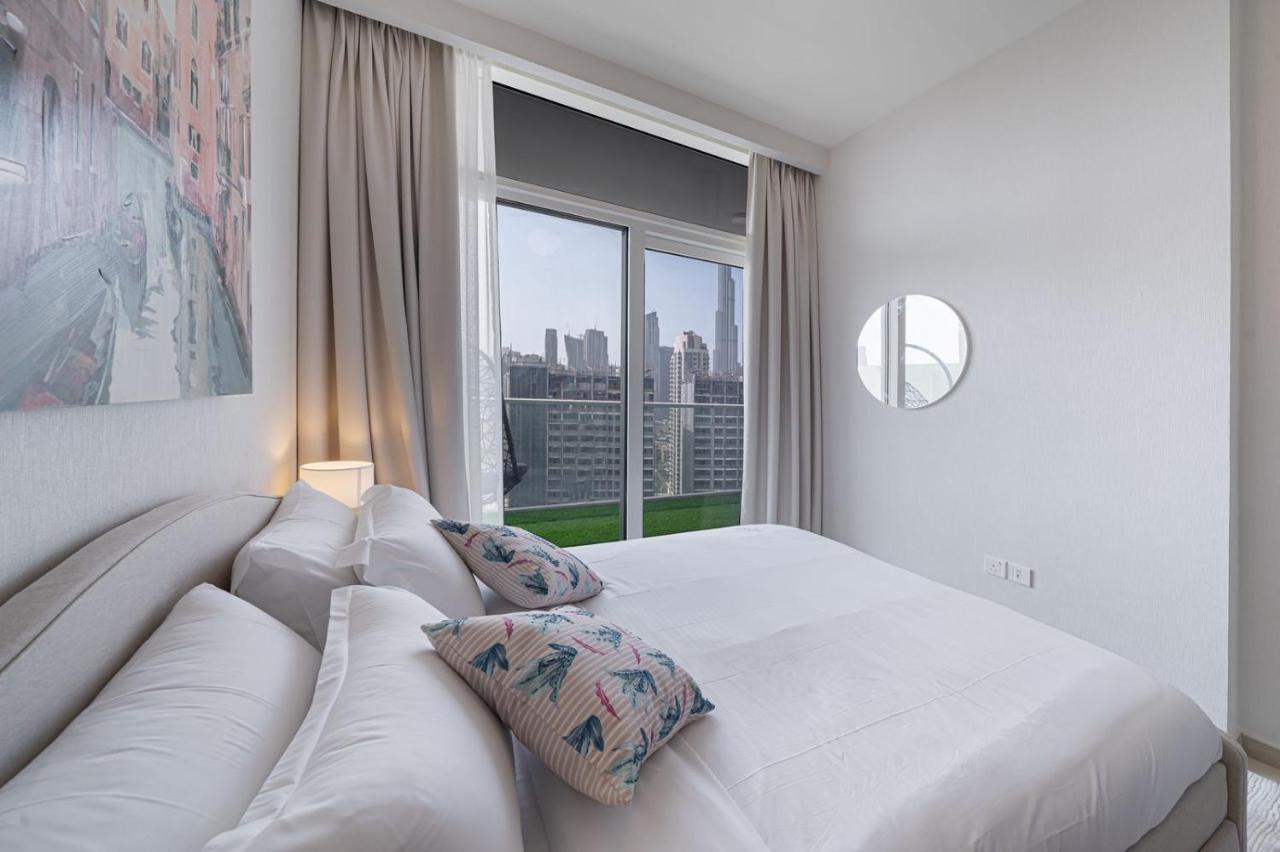 Alluring 1 Bd Apartment In Business Bay With Burj Khalifa View Dubai Bagian luar foto